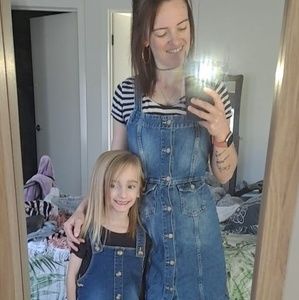 Meet your Posher, Naomi